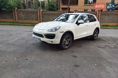 Внедорожник / Кроссовер Porsche Cayenne 2011 в 