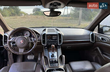 Внедорожник / Кроссовер Porsche Cayenne 2010 в 
