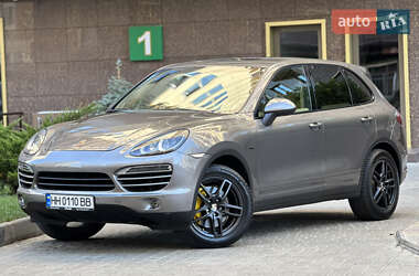 Внедорожник / Кроссовер Porsche Cayenne 2013 в 