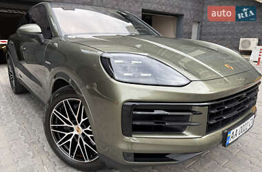 Внедорожник / Кроссовер Porsche Cayenne 2023 в 