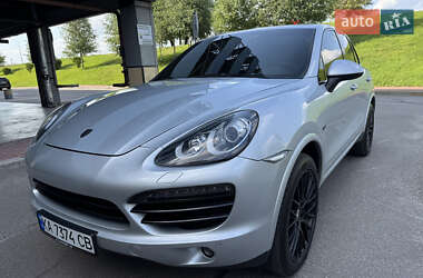 Внедорожник / Кроссовер Porsche Cayenne 2013 в Киеве