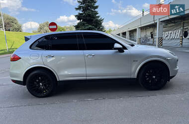 Внедорожник / Кроссовер Porsche Cayenne 2013 в 