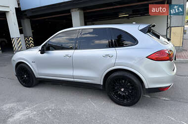 Внедорожник / Кроссовер Porsche Cayenne 2013 в 