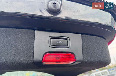 Внедорожник / Кроссовер Porsche Cayenne 2012 в 