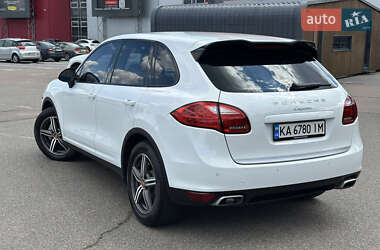 Внедорожник / Кроссовер Porsche Cayenne 2013 в 