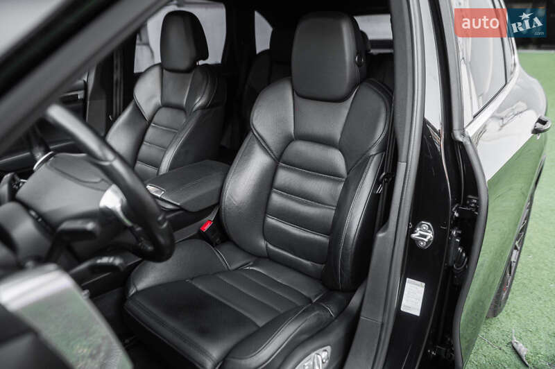 Позашляховик / Кросовер Porsche Cayenne 2010 в Одесі фото 38 Позашляховик / Кросовер Porsche Cayenne 2010 в Одесі