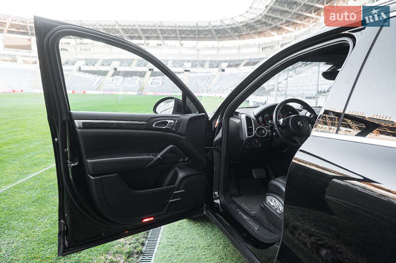 Позашляховик / Кросовер Porsche Cayenne 2010 в Одесі фото 45 Позашляховик / Кросовер Porsche Cayenne 2010 в Одесі