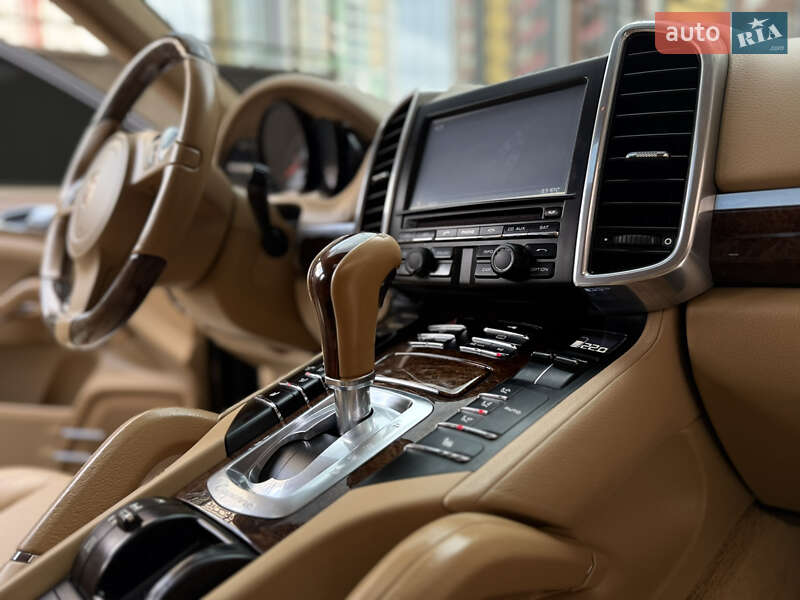 Позашляховик / Кросовер Porsche Cayenne 2010 в Тернополі фото 76 Позашляховик / Кросовер Porsche Cayenne 2010 в Тернополі