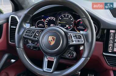 Внедорожник / Кроссовер Porsche Cayenne 2019 в 