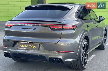 Внедорожник / Кроссовер Porsche Cayenne 2019 в 