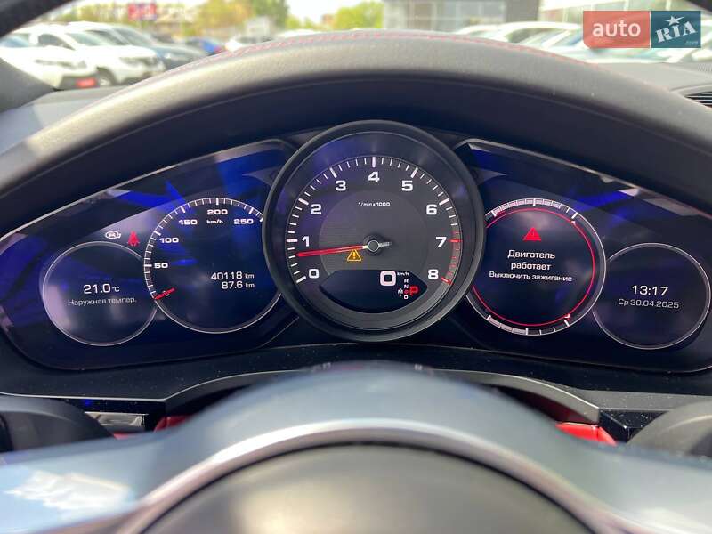 Позашляховик / Кросовер Porsche Cayenne 2019 в Полтаві