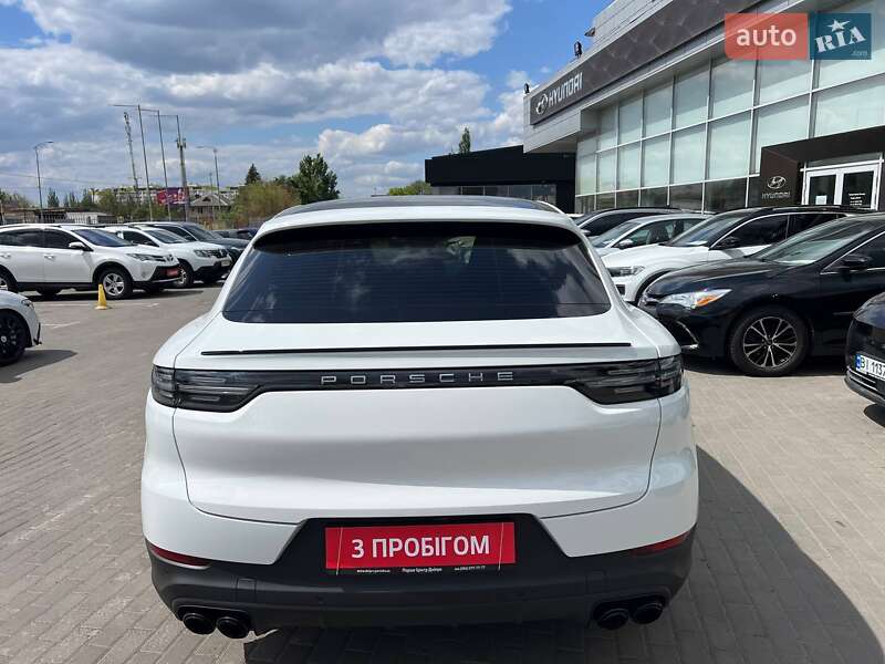 Позашляховик / Кросовер Porsche Cayenne 2019 в Полтаві