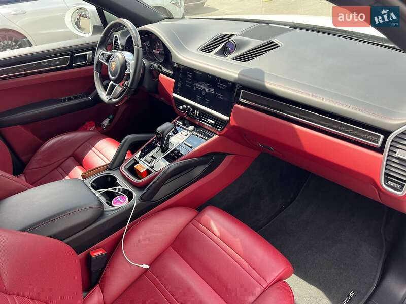 Позашляховик / Кросовер Porsche Cayenne 2019 в Полтаві