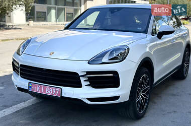Позашляховик / Кросовер Porsche Cayenne 2018 в 