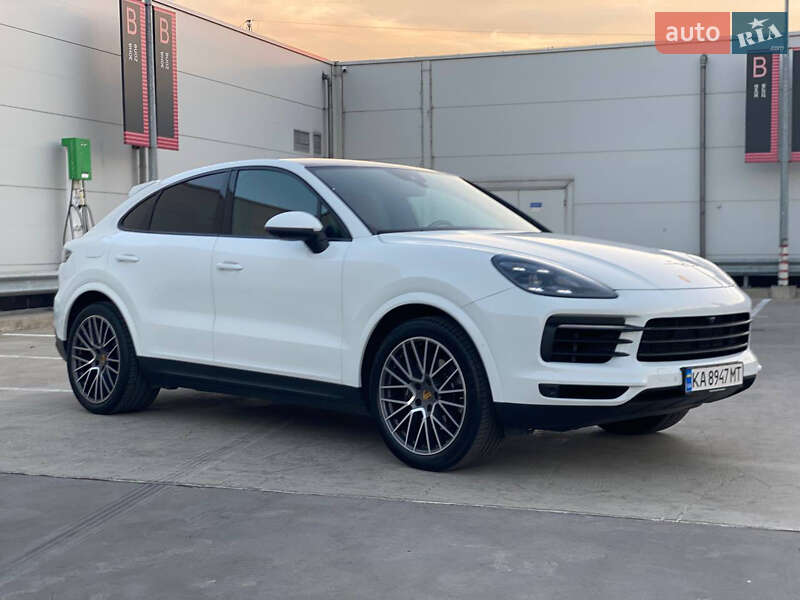 Внедорожник / Кроссовер Porsche Cayenne 2020 в Киеве