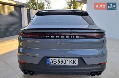 Внедорожник / Кроссовер Porsche Cayenne 2023 в 