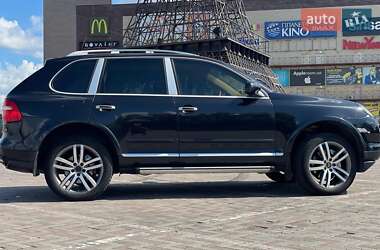Внедорожник / Кроссовер Porsche Cayenne 2005 в 