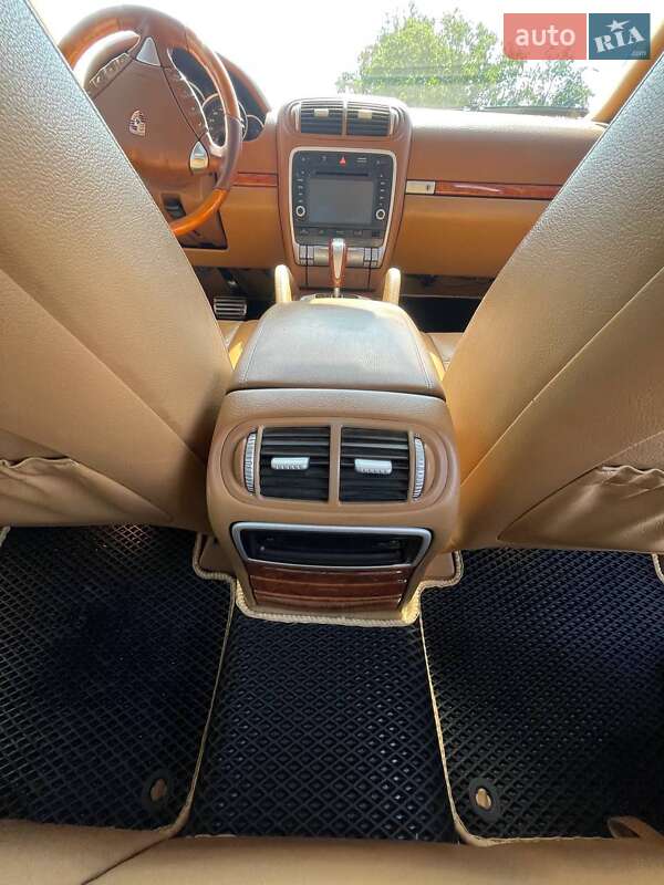 Внедорожник / Кроссовер Porsche Cayenne 2005 в Харькове фото 13 Внедорожник / Кроссовер Porsche Cayenne 2005 в Харькове