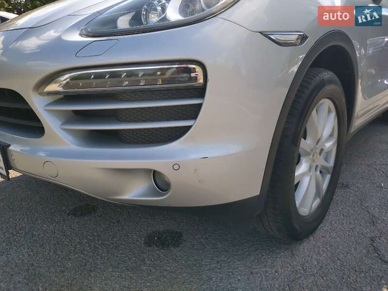 Внедорожник / Кроссовер Porsche Cayenne 2010 в Днепре