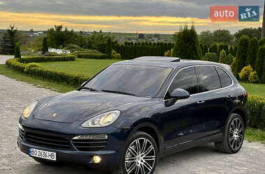 Позашляховик / Кросовер Porsche Cayenne 2011 в Тернополі
