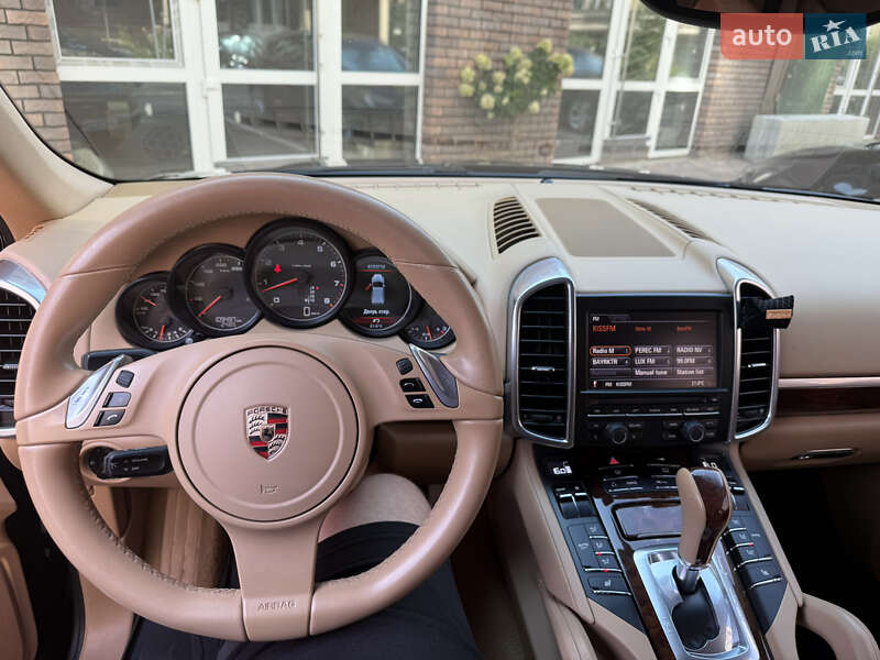 Позашляховик / Кросовер Porsche Cayenne 2011 в Києві фото 9 Позашляховик / Кросовер Porsche Cayenne 2011 в Києві