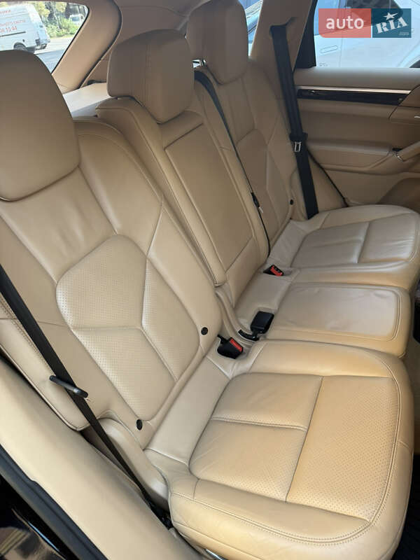 Позашляховик / Кросовер Porsche Cayenne 2011 в Києві фото 25 Позашляховик / Кросовер Porsche Cayenne 2011 в Києві
