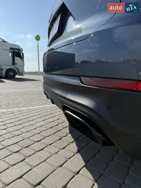 Внедорожник / Кроссовер Porsche Cayenne 2018 в Днепре