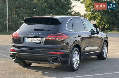 Внедорожник / Кроссовер Porsche Cayenne 2015 в 