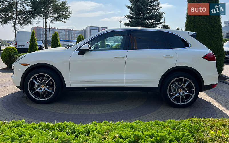 Внедорожник / Кроссовер Porsche Cayenne 2011 в Львове