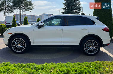 Позашляховик / Кросовер Porsche Cayenne 2011 в 