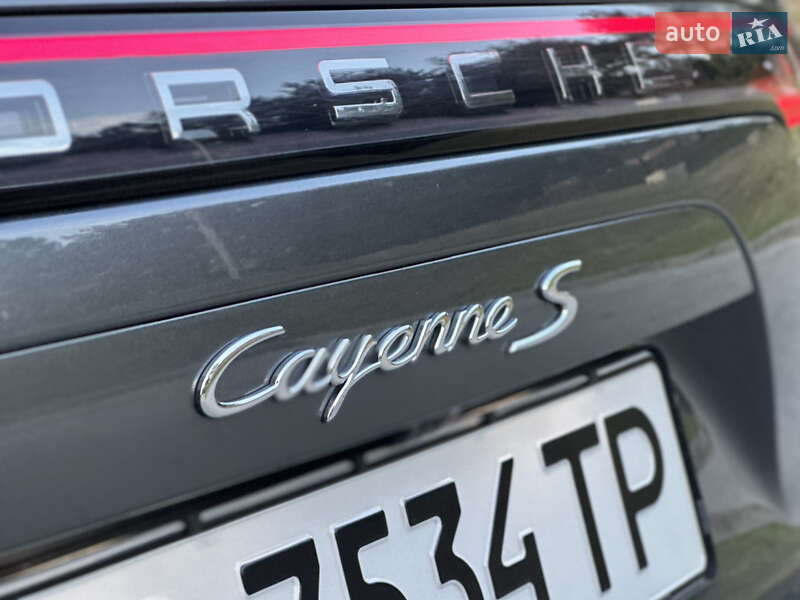 Внедорожник / Кроссовер Porsche Cayenne 2019 в Львове фото 18 Внедорожник / Кроссовер Porsche Cayenne 2019 в Львове