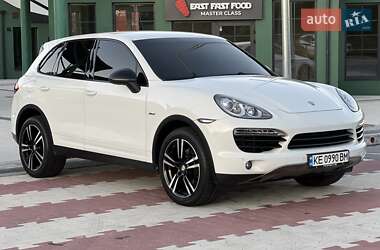 Внедорожник / Кроссовер Porsche Cayenne 2012 в 