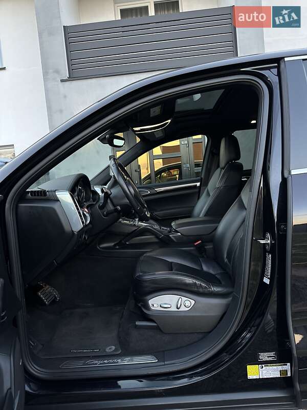 Внедорожник / Кроссовер Porsche Cayenne 2011 в Любешове фото 31 Внедорожник / Кроссовер Porsche Cayenne 2011 в Любешове