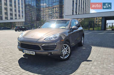 Позашляховик / Кросовер Porsche Cayenne 2014 в 