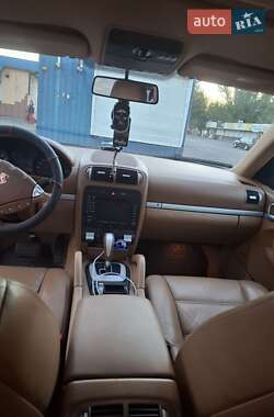 Внедорожник / Кроссовер Porsche Cayenne 2006 в 