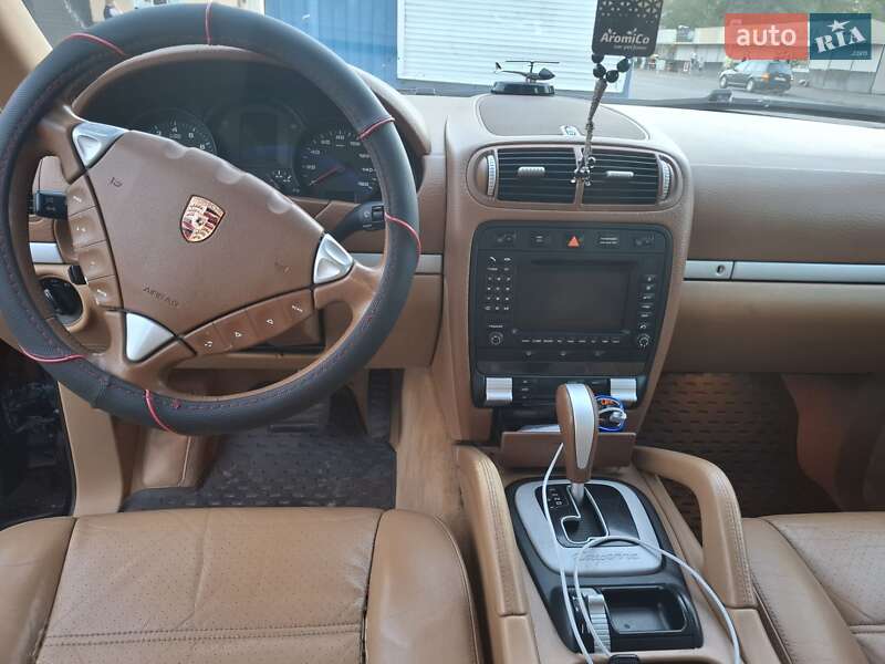 Позашляховик / Кросовер Porsche Cayenne 2006 в Києві