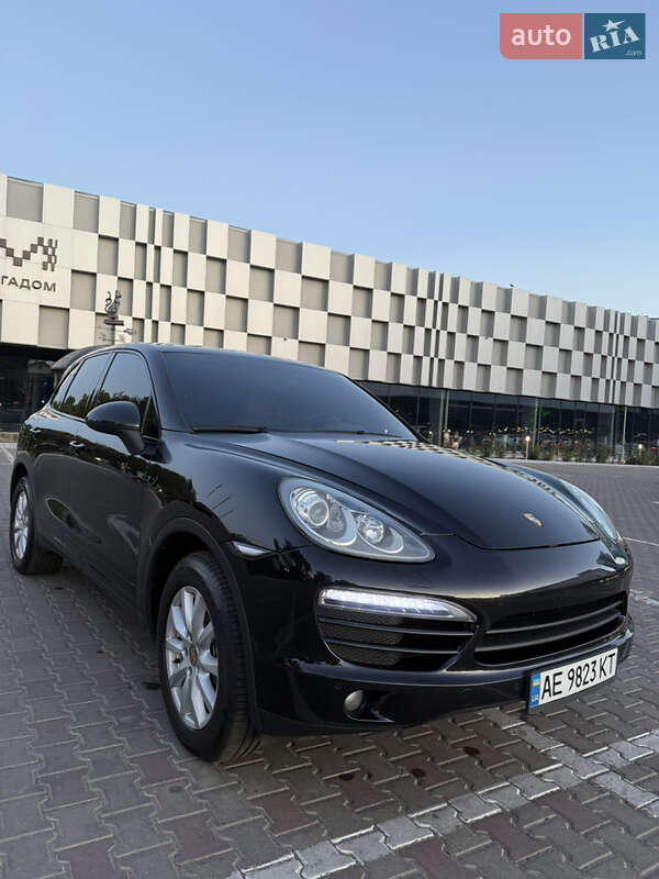 Позашляховик / Кросовер Porsche Cayenne 2012 в Одесі