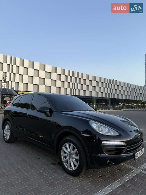 Позашляховик / Кросовер Porsche Cayenne 2012 в Одесі