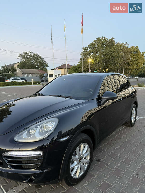 Позашляховик / Кросовер Porsche Cayenne 2012 в Одесі