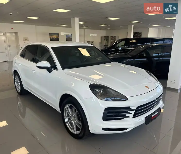 Porsche Cayenne 2022