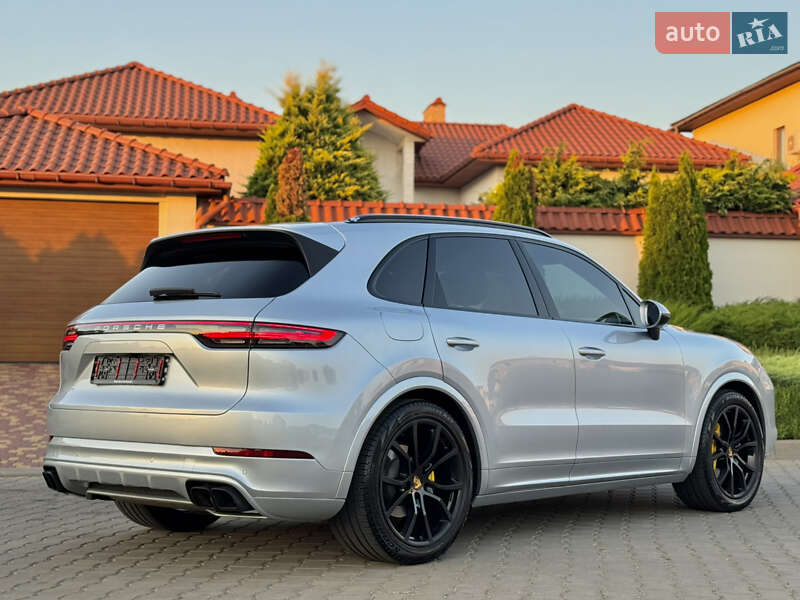 Внедорожник / Кроссовер Porsche Cayenne 2018 в Одессе фото 18 Внедорожник / Кроссовер Porsche Cayenne 2018 в Одессе