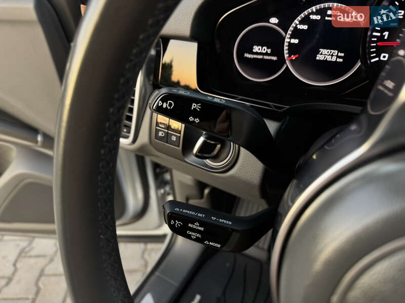 Внедорожник / Кроссовер Porsche Cayenne 2018 в Одессе фото 25 Внедорожник / Кроссовер Porsche Cayenne 2018 в Одессе