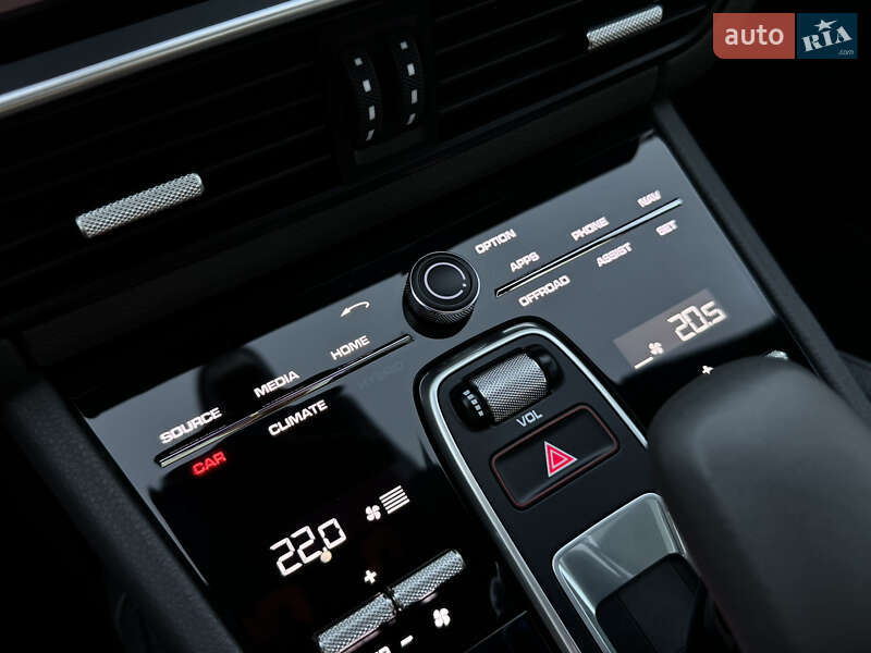 Внедорожник / Кроссовер Porsche Cayenne 2018 в Одессе фото 28 Внедорожник / Кроссовер Porsche Cayenne 2018 в Одессе