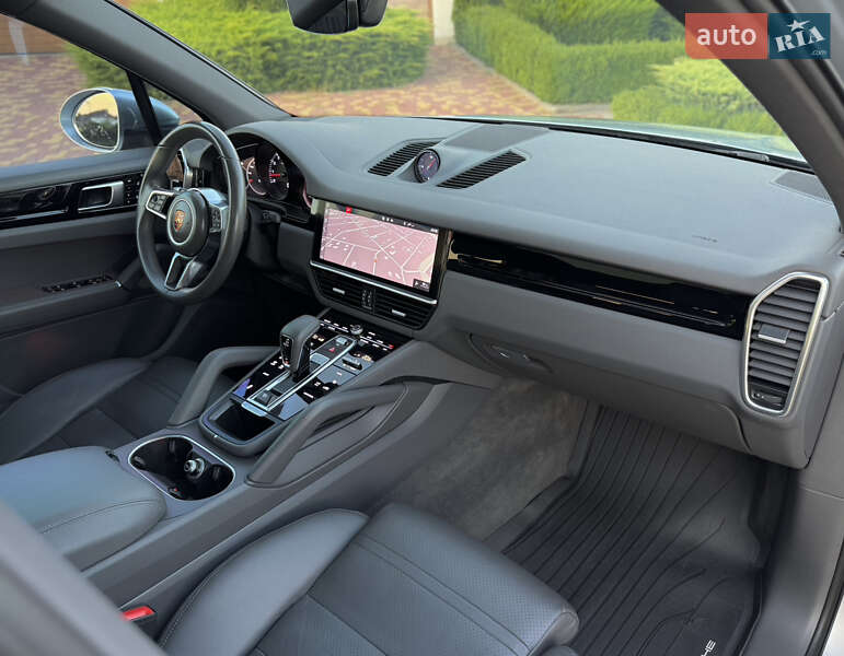 Внедорожник / Кроссовер Porsche Cayenne 2018 в Одессе фото 38 Внедорожник / Кроссовер Porsche Cayenne 2018 в Одессе