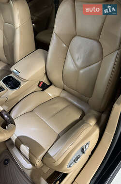 Внедорожник / Кроссовер Porsche Cayenne 2013 в 