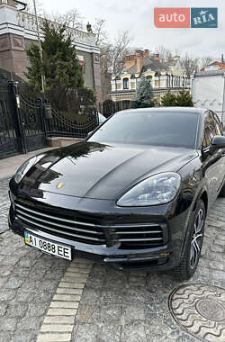 Внедорожник / Кроссовер Porsche Cayenne 2019 в Киеве