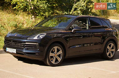 Позашляховик / Кросовер Porsche Cayenne 2018 в Києві