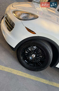 Внедорожник / Кроссовер Porsche Cayenne 2011 в 