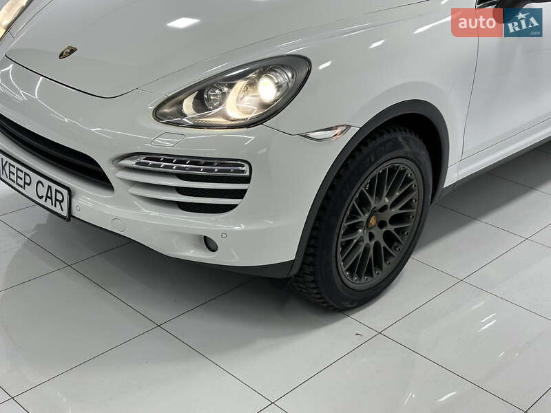 Позашляховик / Кросовер Porsche Cayenne 2013 в Одесі