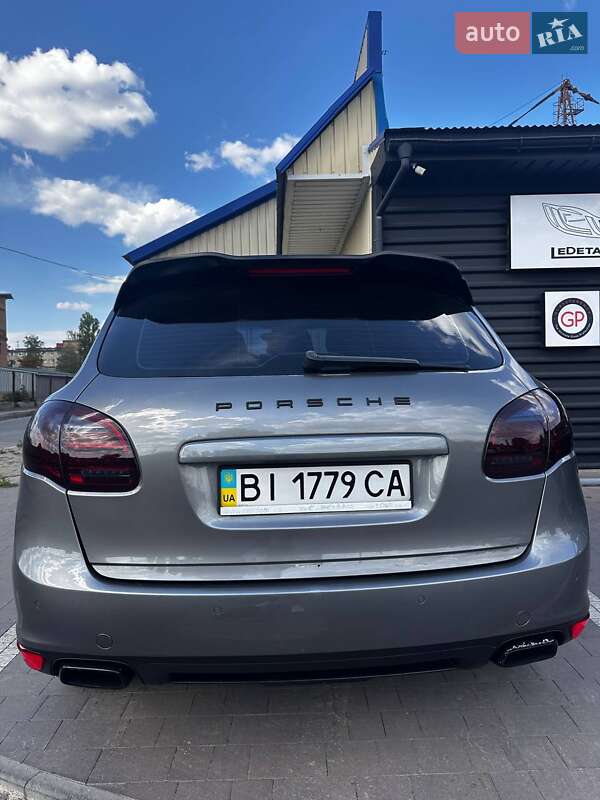 Внедорожник / Кроссовер Porsche Cayenne 2013 в Полтаве фото 3 Внедорожник / Кроссовер Porsche Cayenne 2013 в Полтаве
